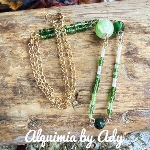 Vibrant Green gemstones and Gold choker Necklace